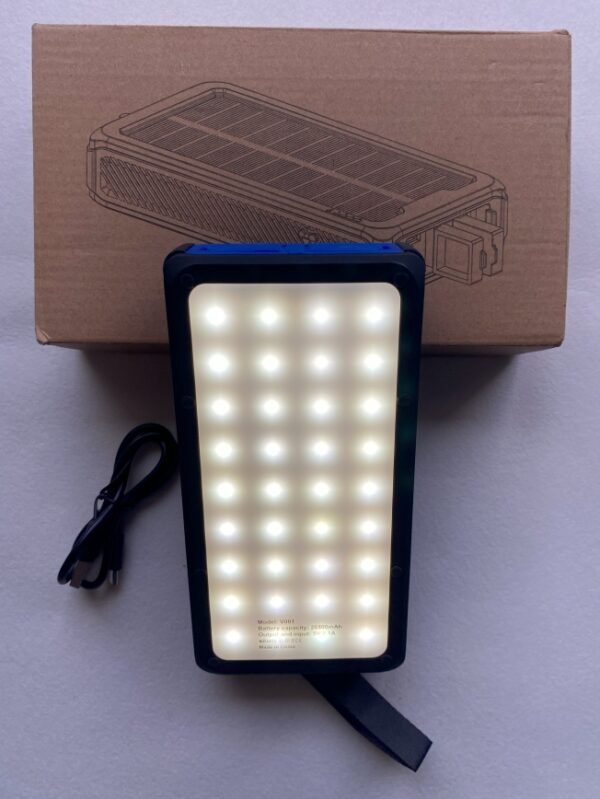 Power Bank Solar con linterna de 26800 mAh - Imagen 2